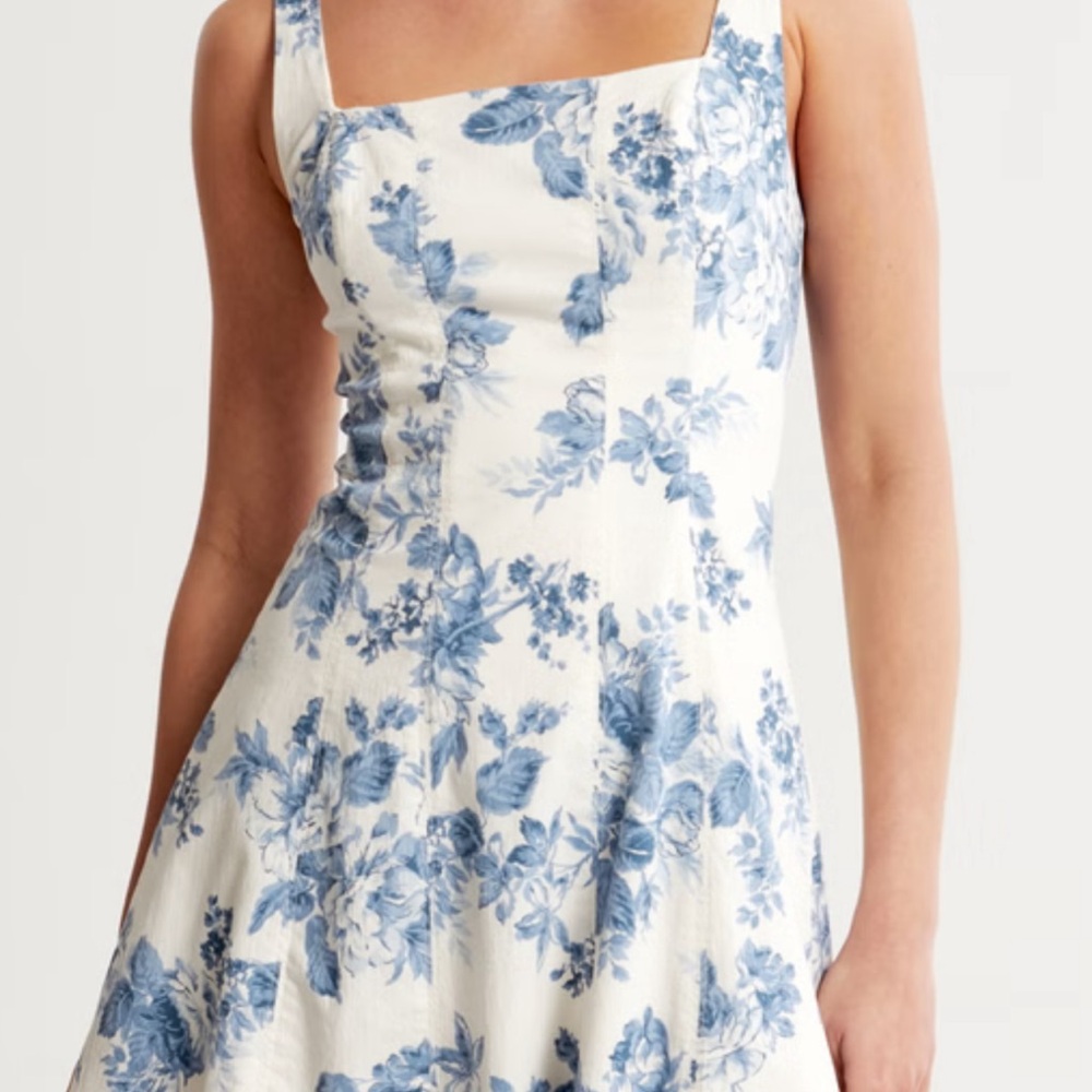 Abercrombie and Fitch Stretch Cotton A-Line Mini Dress (Size LT) - Picture 6 of 14